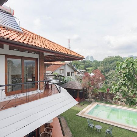 Reddoorz Plus Near Dago Pakar Bandung Buitenkant foto